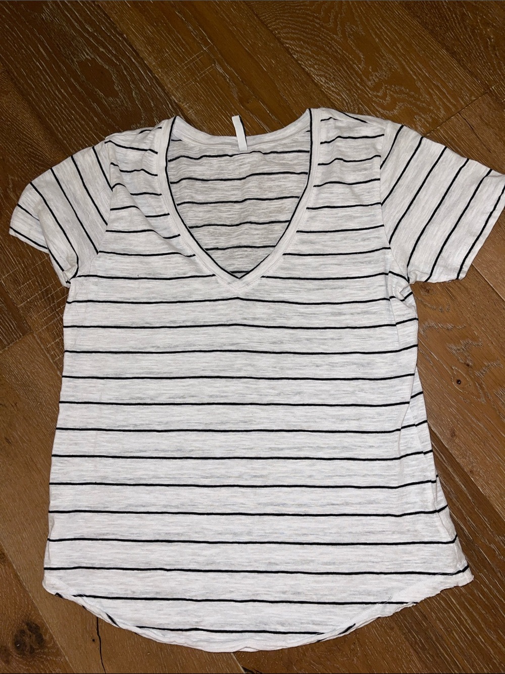Z supply Striped V-Neck Womens Tee in White and Black